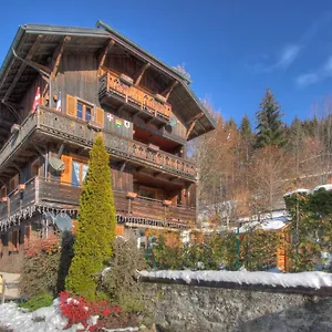 montriond-morzine-4-bedroom-ground-floor-apartment.hotels-rhonealpes.com/