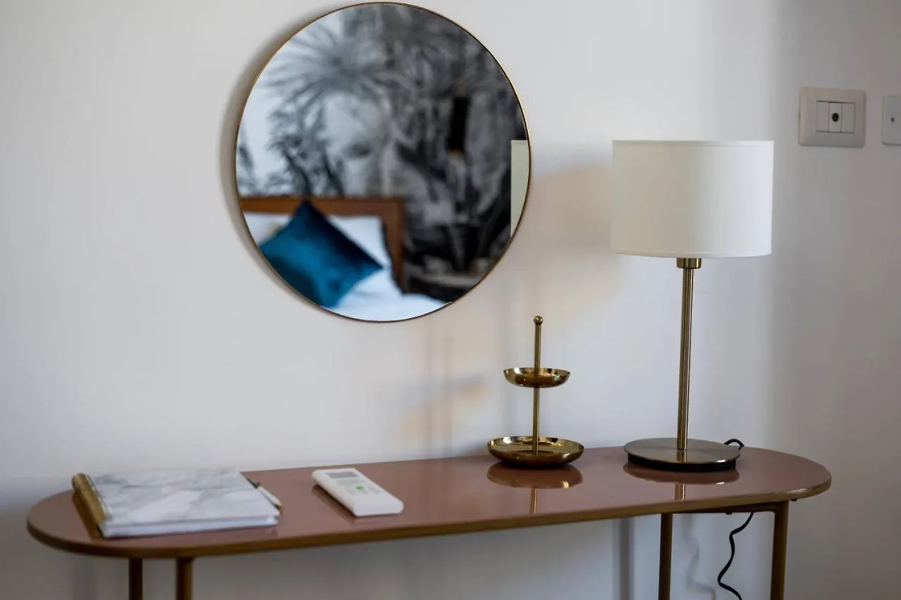 Apartment La Polveriera, Appartamenti Eleganti E Luminosi Vicino Al Colosseo Rome Italy