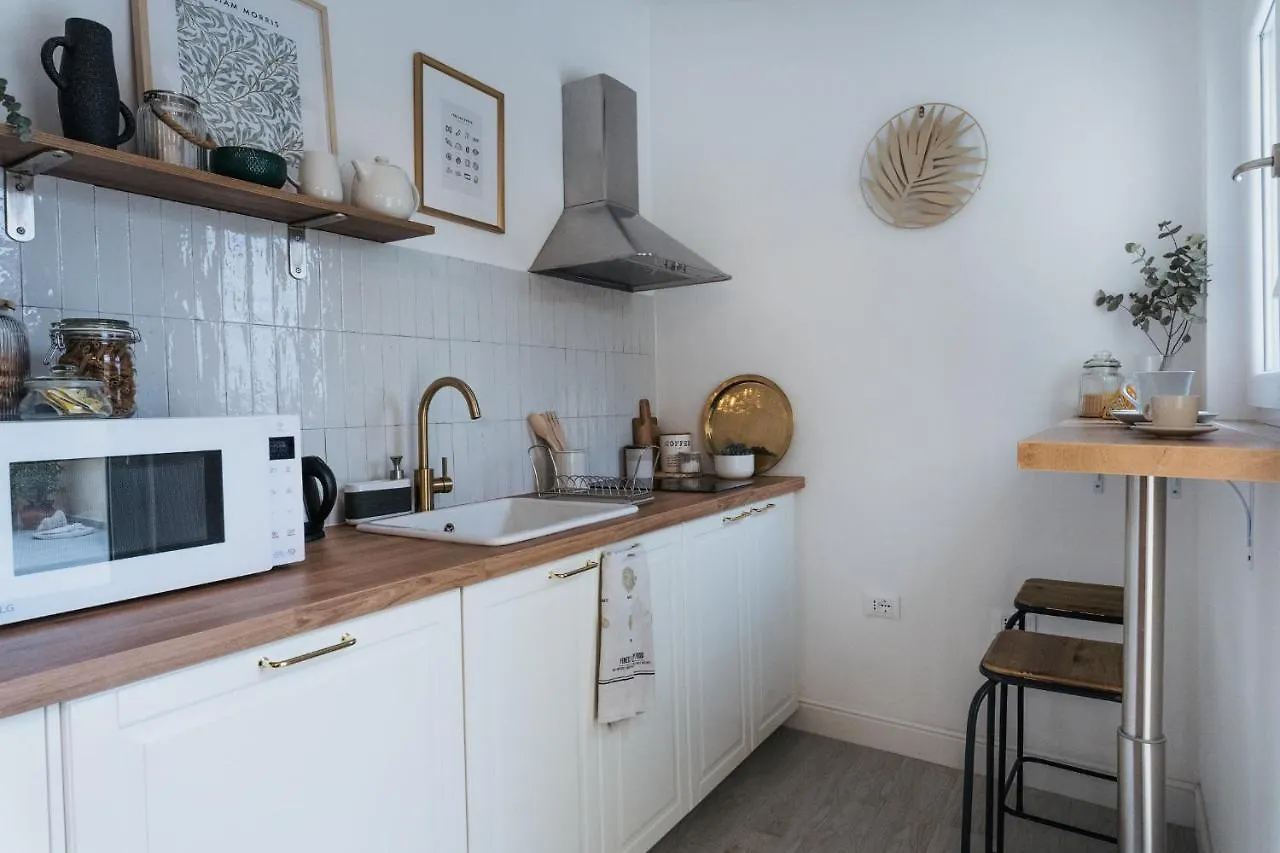 Appartement La Polveriera, Appartamenti Eleganti E Luminosi Vicino Al Colosseo Rome