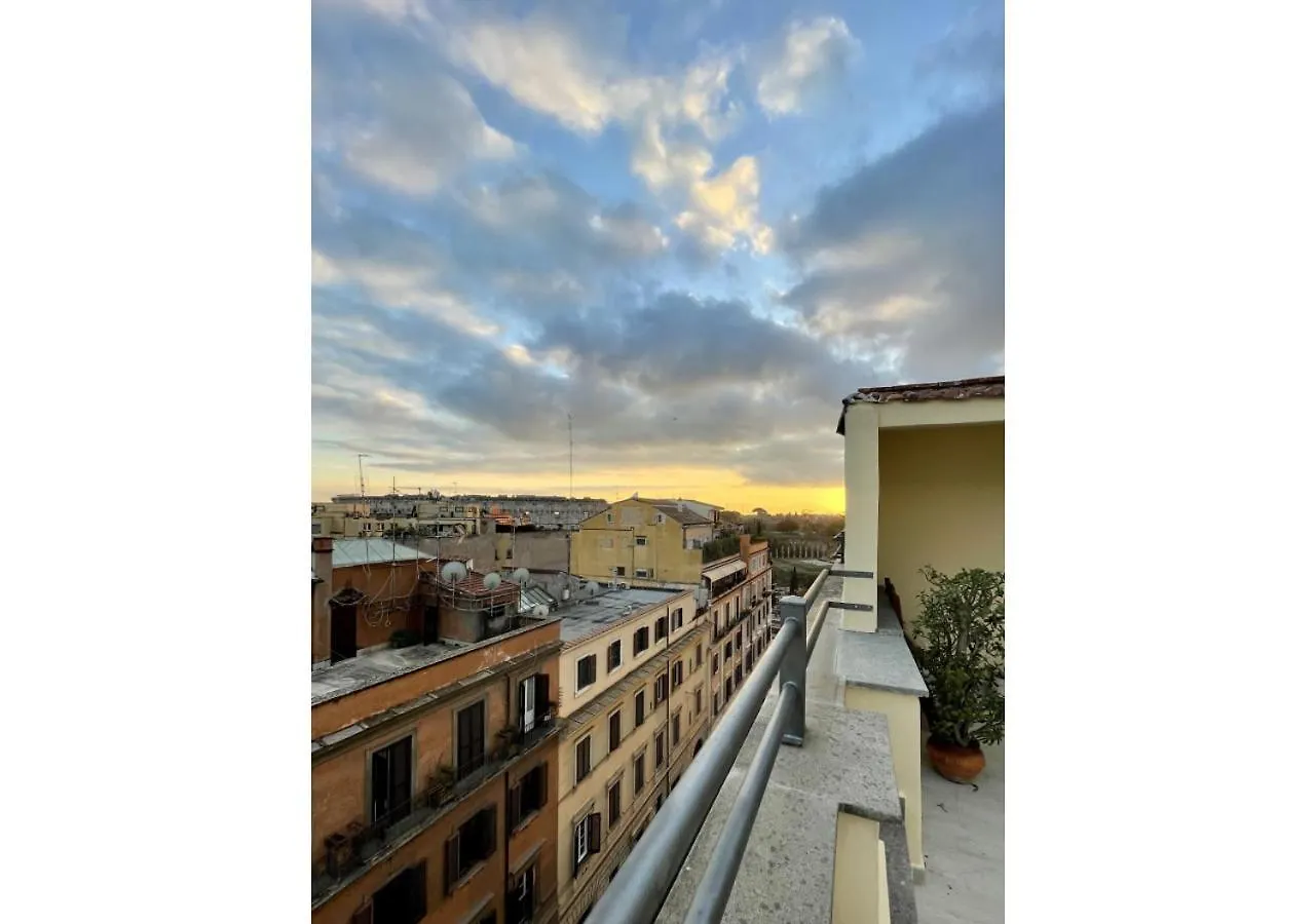 La Polveriera, Appartamenti Eleganti E Luminosi Vicino Al Colosseo Rome 0*,