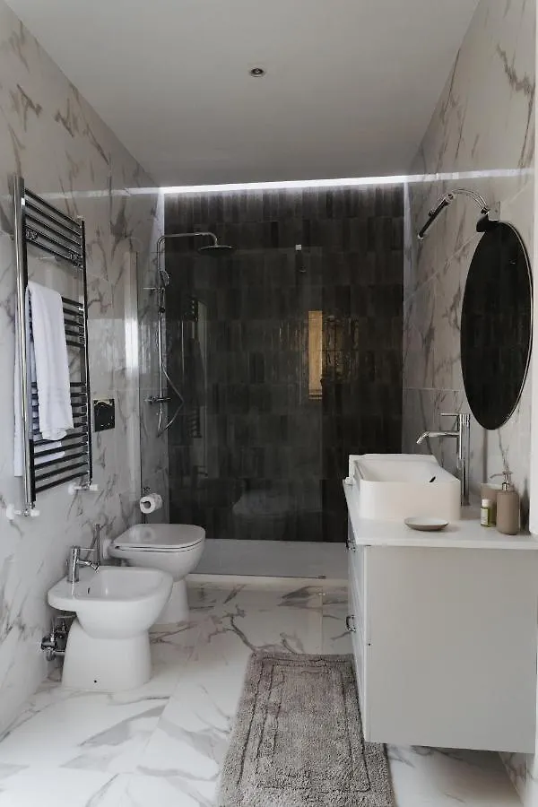 La Polveriera, Appartamenti Eleganti E Luminosi Vicino Al Colosseo Roma Apartamento